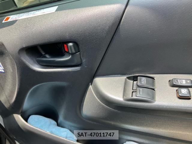 Toyota HIACE VAN 2012-02 8314708-15