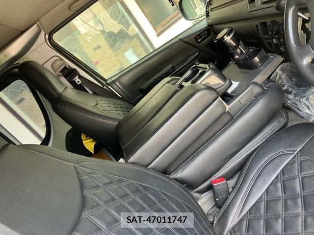 Toyota HIACE VAN 2012-02 8314708-18