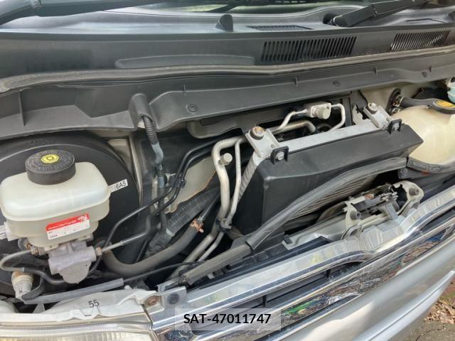 Toyota HIACE VAN 2012-02 8314708-27