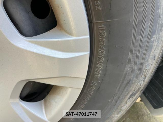 Toyota HIACE VAN 2012-02 8314708-8