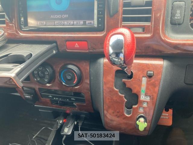 Toyota HIACE VAN 2009-08 8314705-17