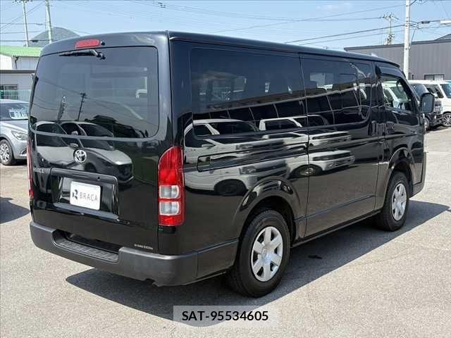 Toyota HIACE VAN 2022-02 8314700-14