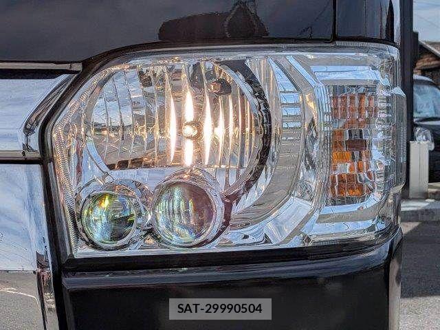 Toyota HIACE VAN 2021-06 8314696-12