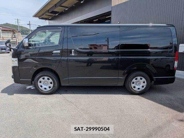 Toyota HIACE VAN 2021-06 8314696-21