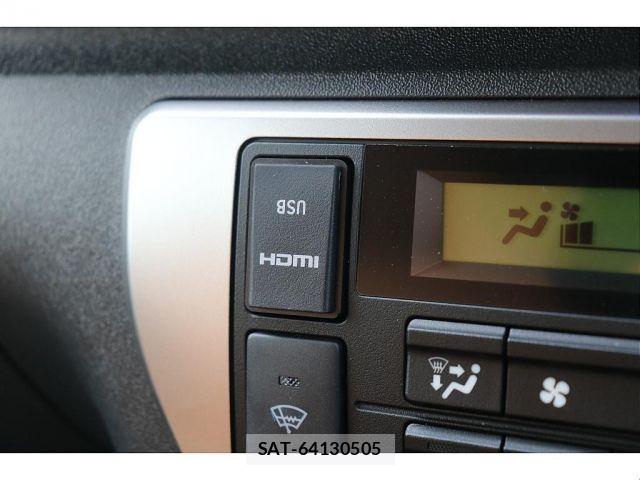 Toyota HIACE VAN 2024-01 8314681-12