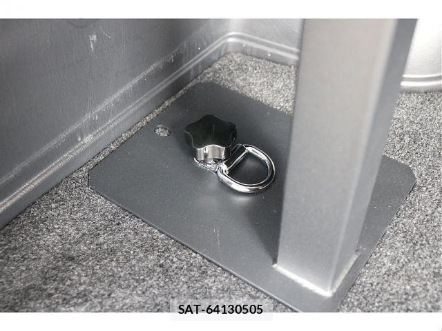 Toyota HIACE VAN 2024-01 8314681-18