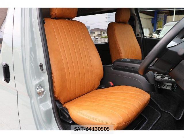 Toyota HIACE VAN 2024-01 8314681-8