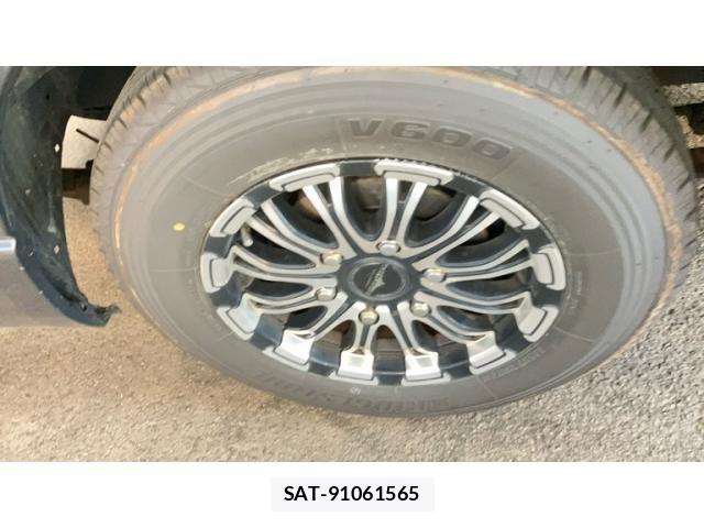 Toyota HIACE VAN 2006-04 8314709-9