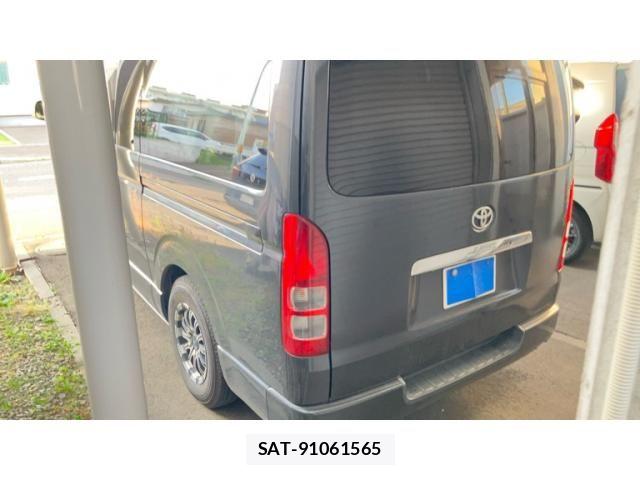 Toyota HIACE VAN 2006-04 8314709-10