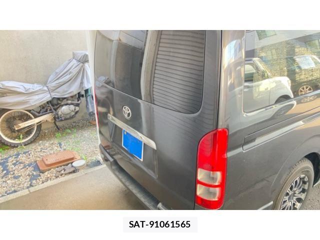 Toyota HIACE VAN 2006-04 8314709-11