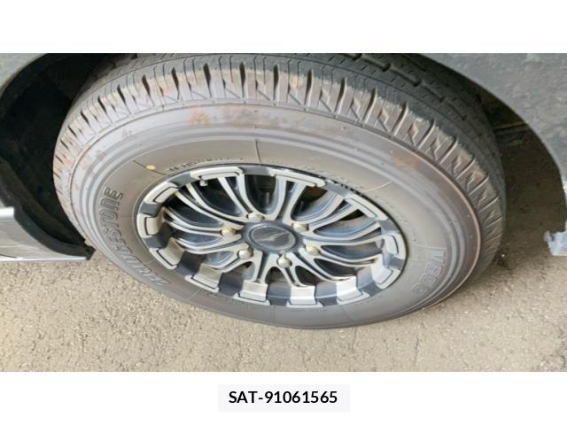 Toyota HIACE VAN 2006-04 8314709-16