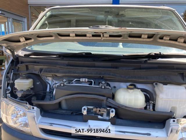 Toyota HIACE VAN 2004-08 8314707-18