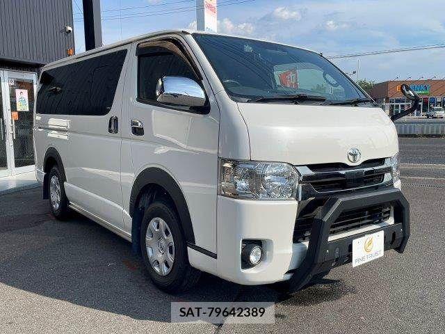 Toyota HIACE VAN 2019-05 8314698-18