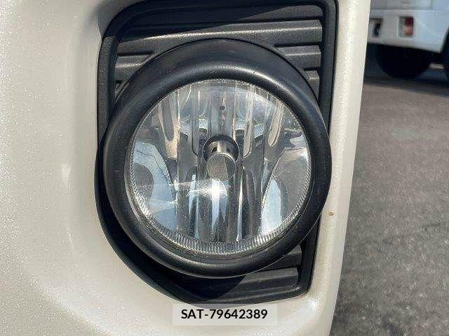 Toyota HIACE VAN 2019-05 8314698-26