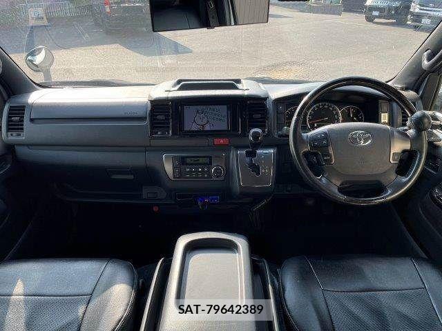 Toyota HIACE VAN 2019-05 8314698-2