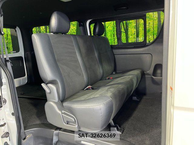 Toyota HIACE VAN 2022-04 8336089-8