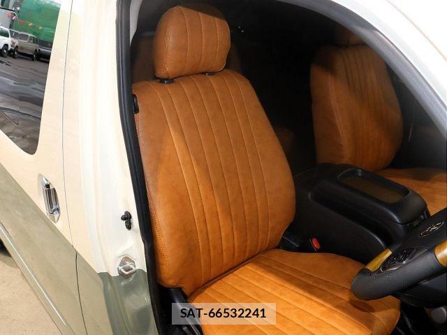 Toyota HIACE VAN 2021-01 8336085-11