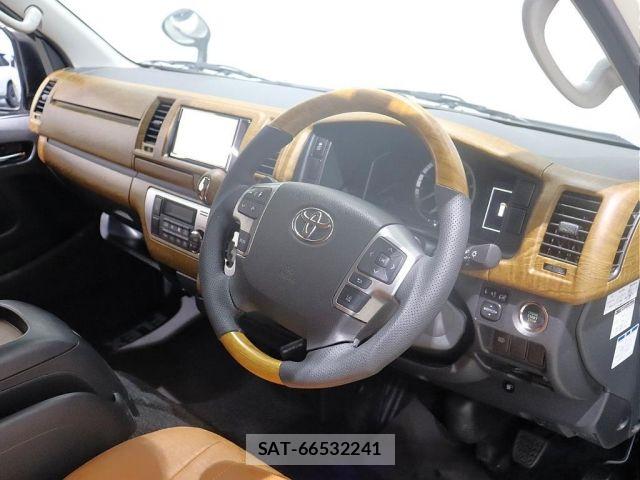 Toyota HIACE VAN 2021-01 8336085-19