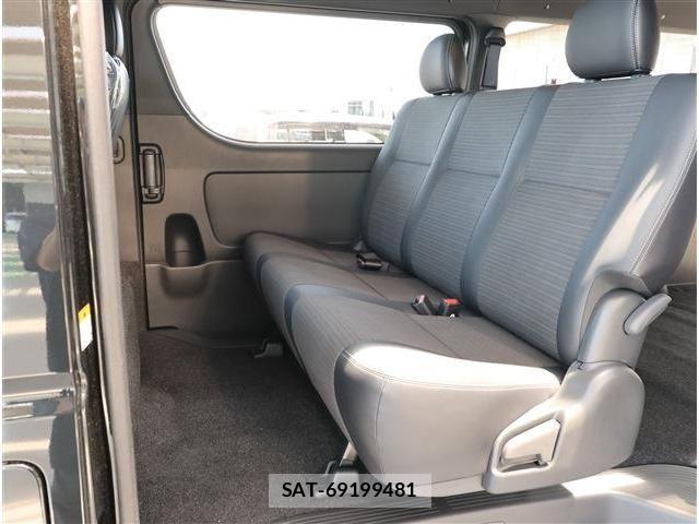Toyota HIACE VAN 2026-03 8336086-14