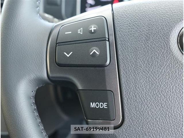 Toyota HIACE VAN 2026-03 8336086-27