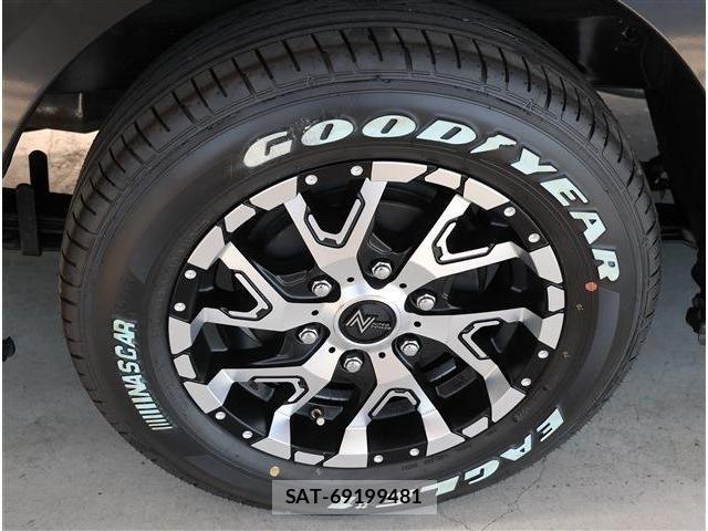 Toyota HIACE VAN 2026-03 8336086-6