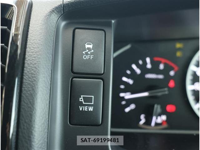 Toyota HIACE VAN 2026-03 8336086-8