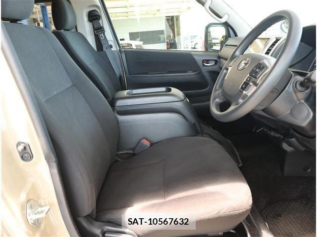 Toyota HIACE VAN 2025-06 8336087-12