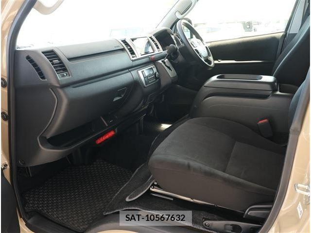 Toyota HIACE VAN 2025-06 8336087-14
