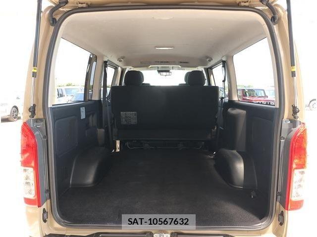 Toyota HIACE VAN 2025-06 8336087-17