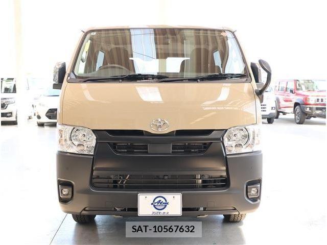 Toyota HIACE VAN 2025-06 8336087-19