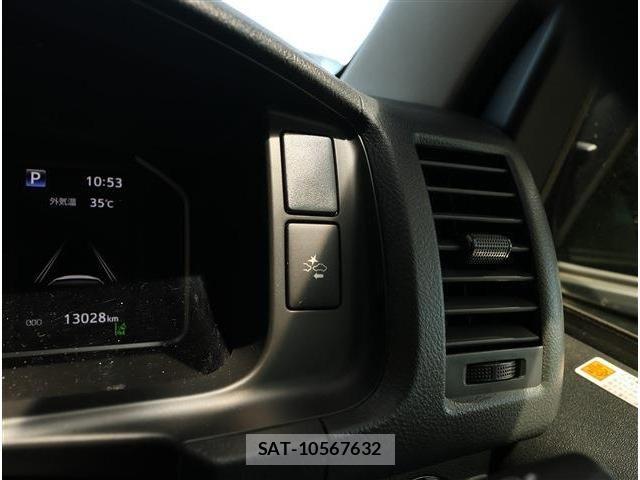 Toyota HIACE VAN 2025-06 8336087-27