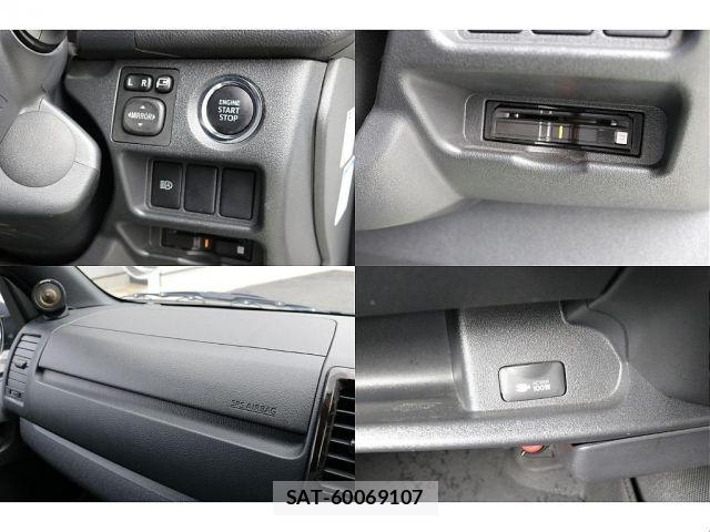Toyota HIACE VAN 2018-01 8336088-15