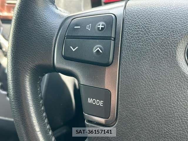 Toyota HIACE VAN 2019-04 8336091-14