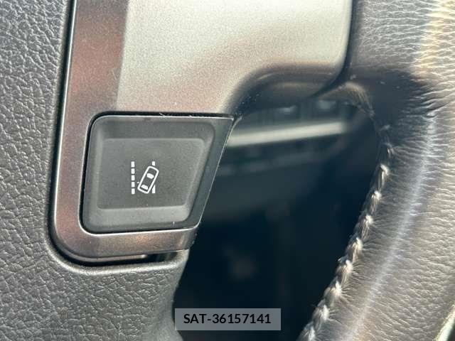 Toyota HIACE VAN 2019-04 8336091-15