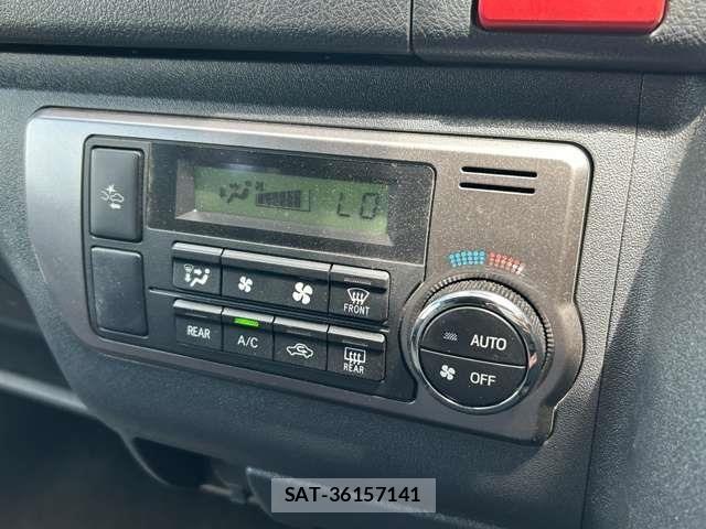 Toyota HIACE VAN 2019-04 8336091-24