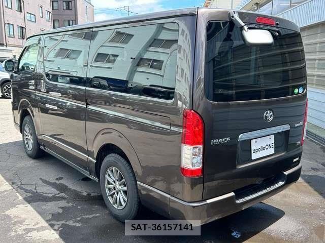 Toyota HIACE VAN 2019-04 8336091-6