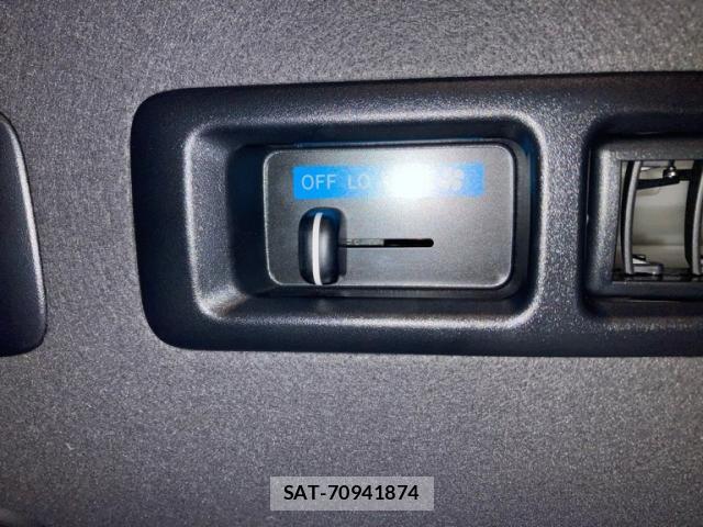 Toyota HIACE VAN 2021-08 8336092-10