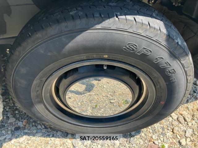 Toyota HIACE VAN 2025-05 8336090-7