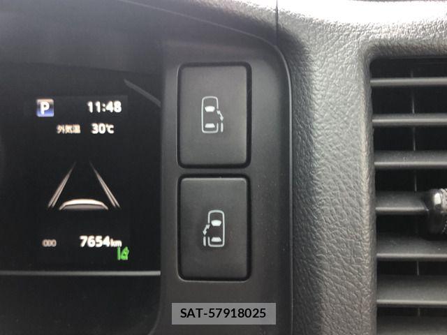 Toyota HIACE VAN 2025-04 8354608-10