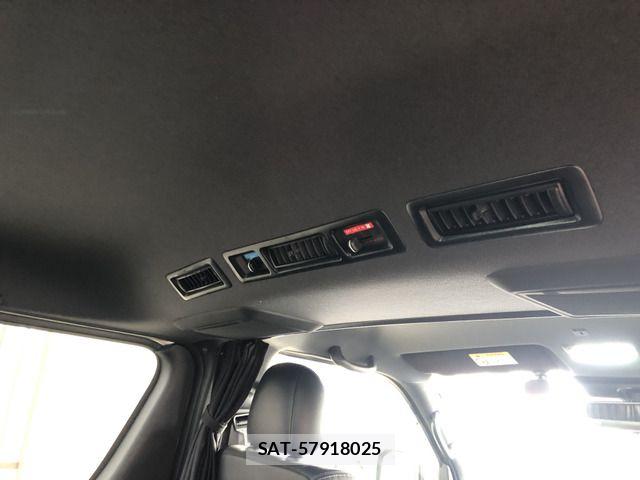 Toyota HIACE VAN 2025-04 8354608-6