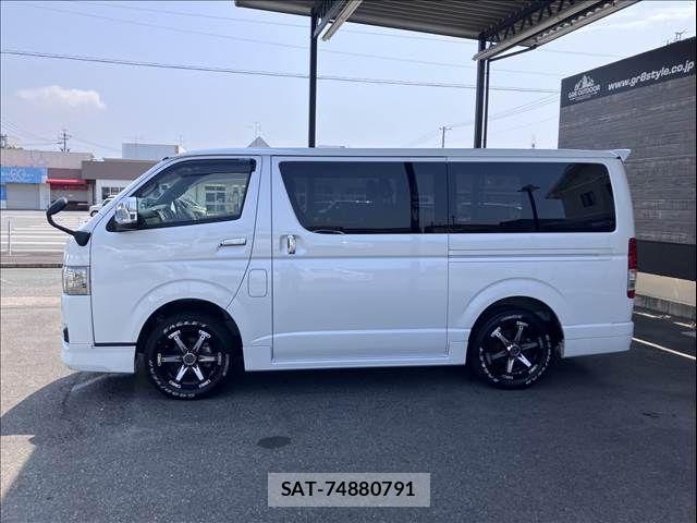 Toyota HIACE VAN 2024-07 8354609-13