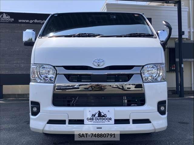 Toyota HIACE VAN 2024-07 8354609-1