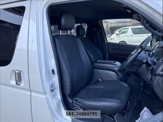 Toyota HIACE VAN 2024-07 8354609-6
