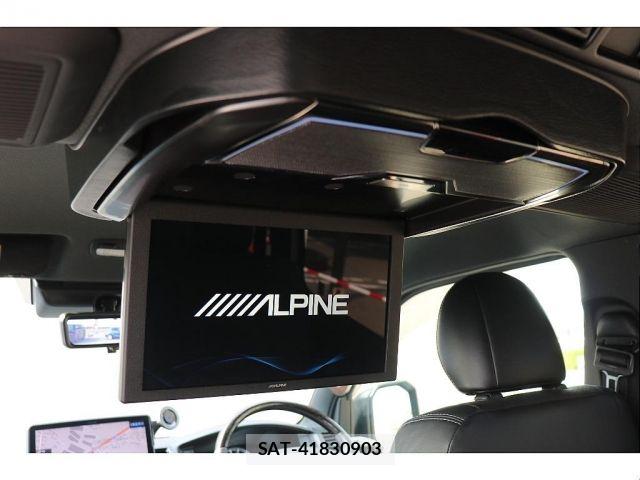 Toyota HIACE VAN 2023-01 8354606-10