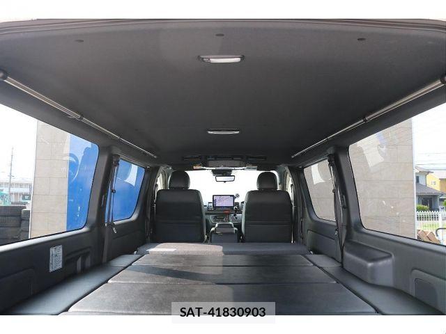 Toyota HIACE VAN 2023-01 8354606-15