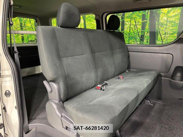 Toyota HIACE VAN 2022-05 8354610-9