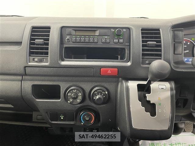Toyota HIACE VAN 2020-01 8354611-20