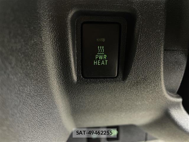 Toyota HIACE VAN 2020-01 8354611-23