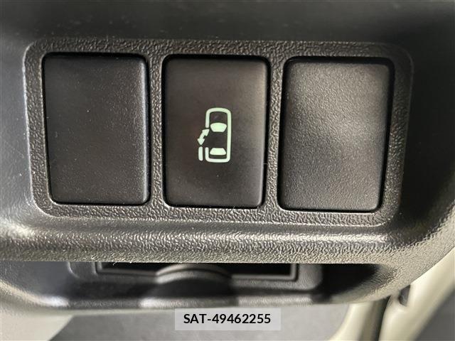 Toyota HIACE VAN 2020-01 8354611-25