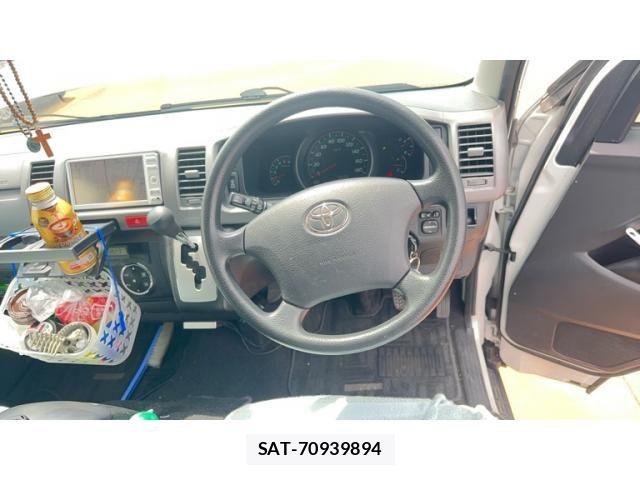 Toyota HIACE VAN 2010-09 8366182-15